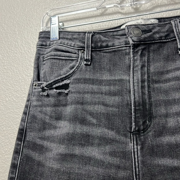 Abercrombie and Fitch Curve Love Skinny Ankle High Rise Jeans - Picture 8 of 15